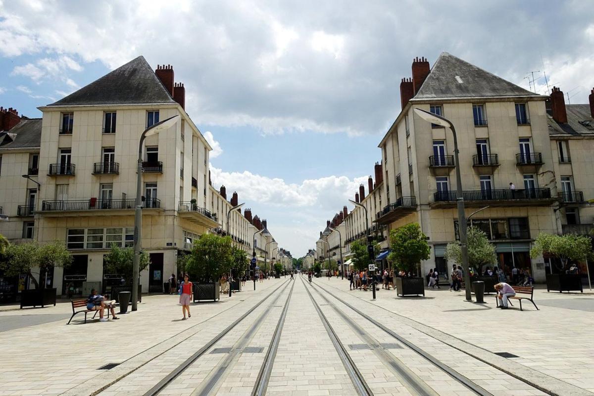 Le Balzac / Colbert - Bord De Loire Lägenhet Tours Exteriör bild