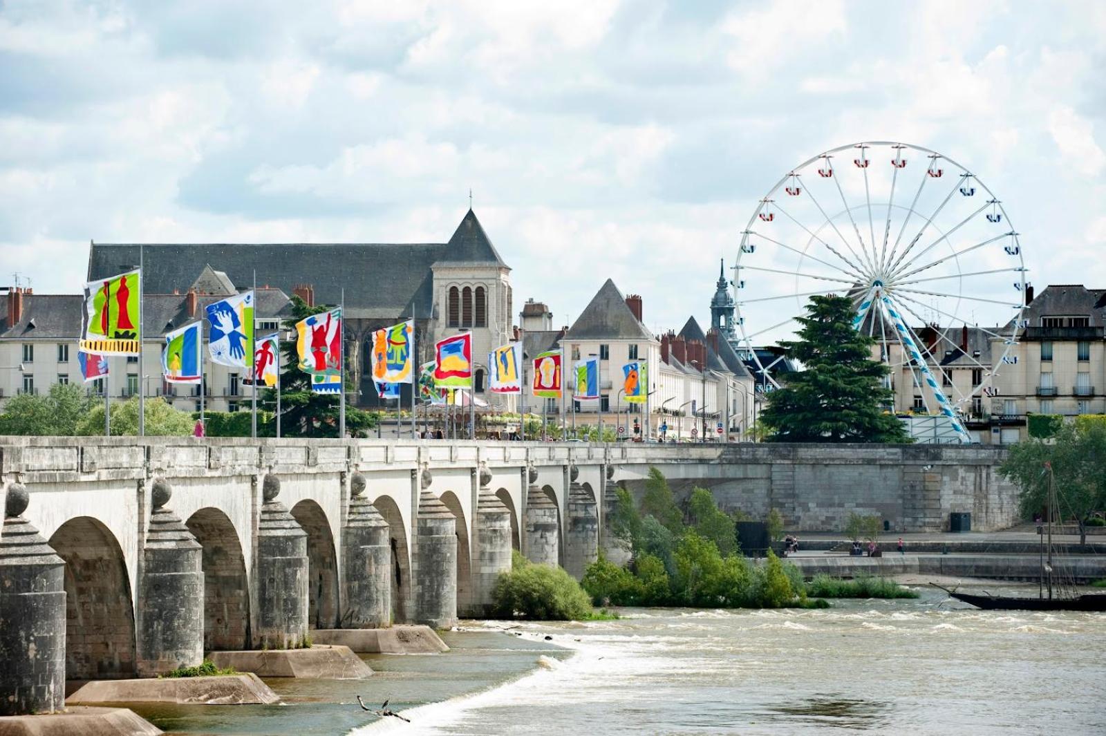 Le Balzac / Colbert - Bord De Loire Lägenhet Tours Exteriör bild